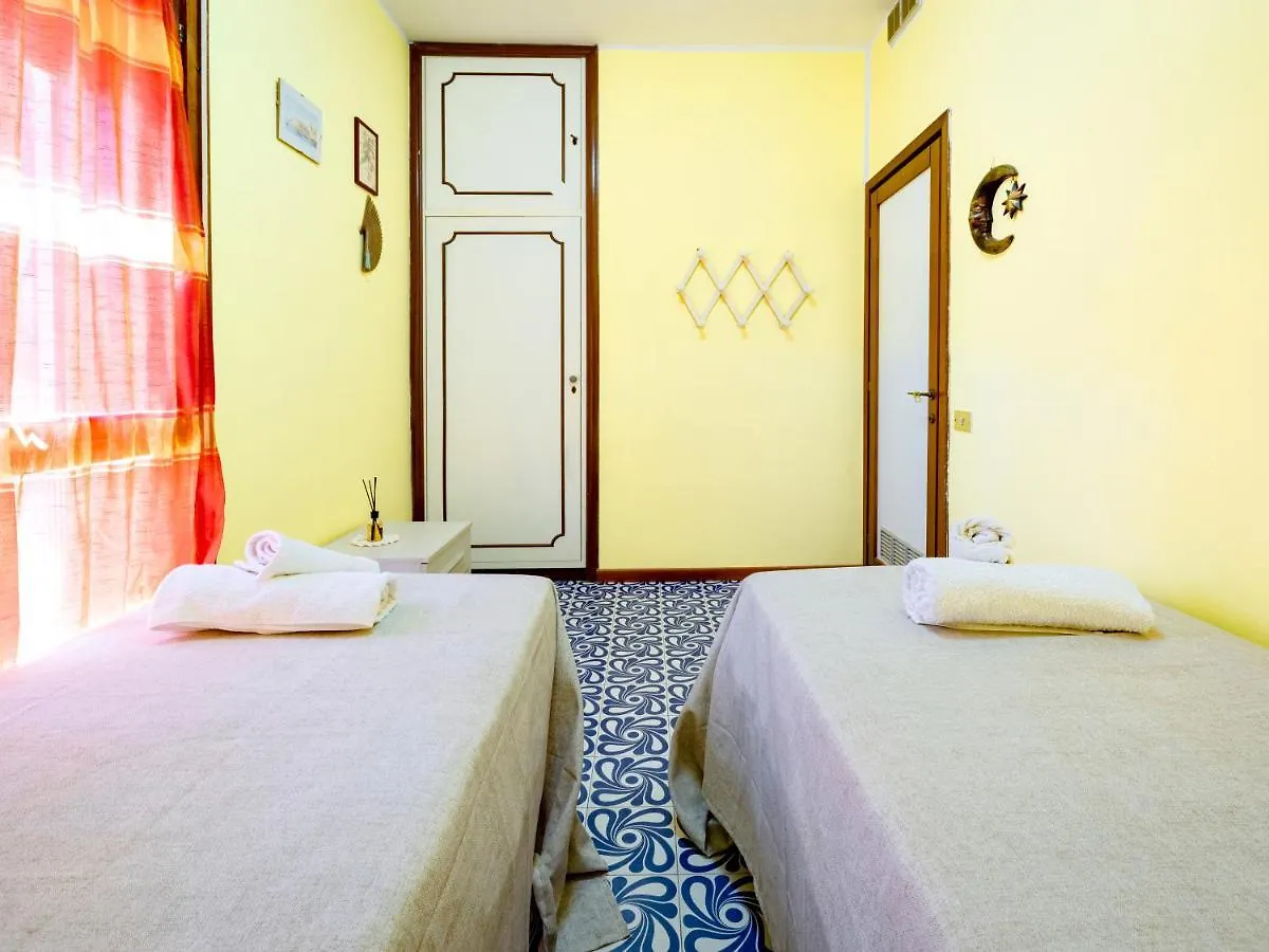 Apartment Luminoso Appartamento Principina a Mare