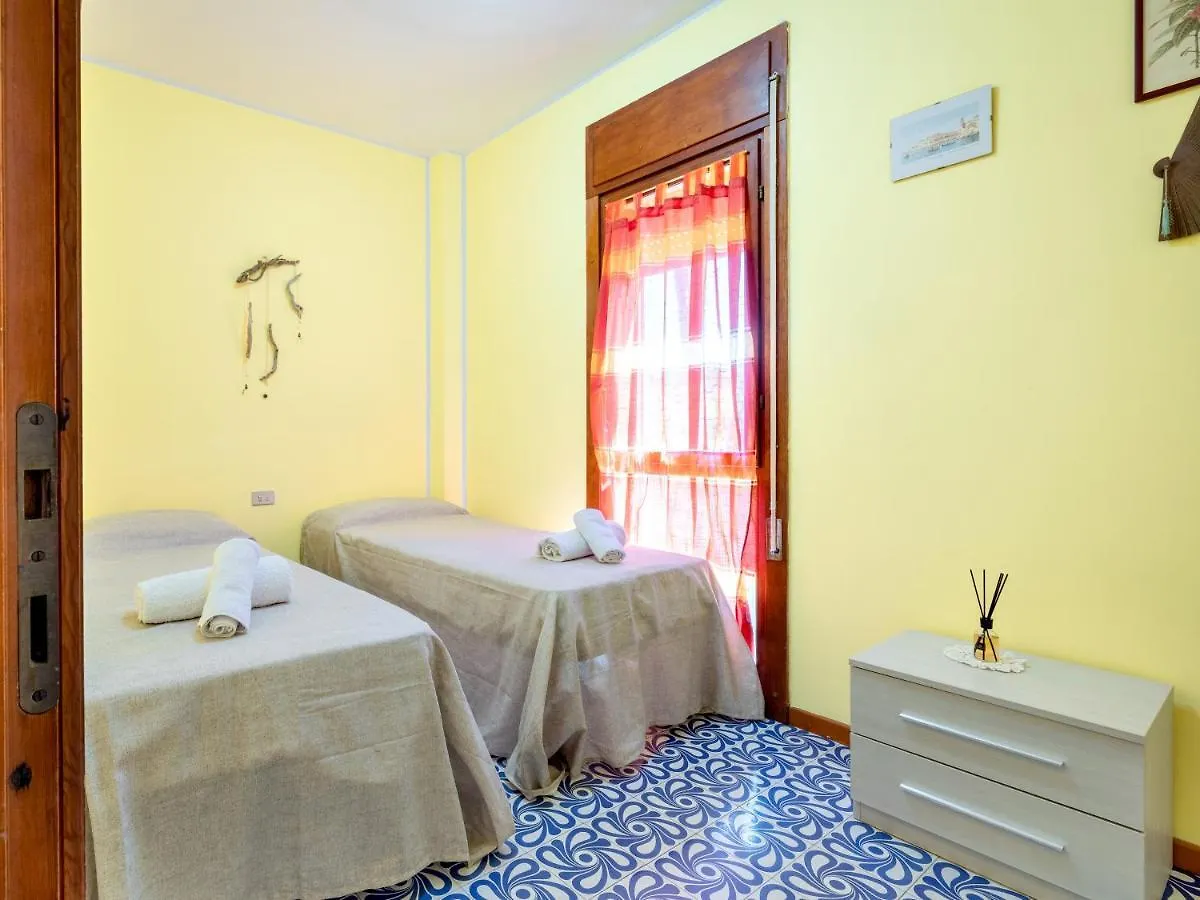 Luminoso Appartamento Principina a Mare 0*,  Italien